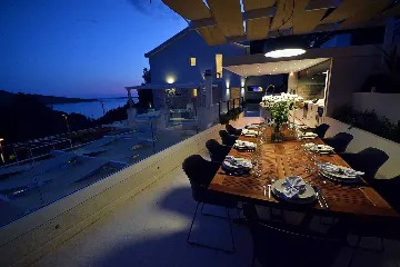 Primošten 4-Bedroom Villa with Pool and Jacuzzi