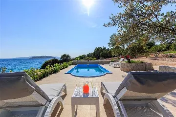 Villa with Pool and Beach Access in Okrug Gornji