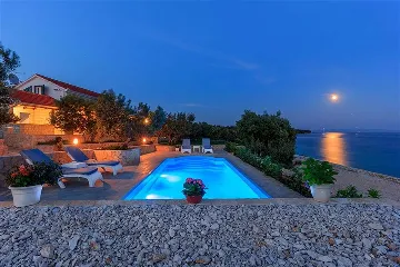 Villa with Pool and Beach Access in Okrug Gornji