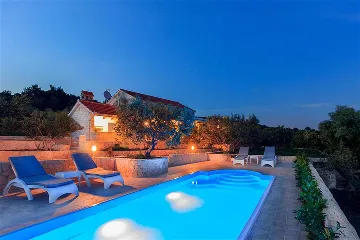 Villa with Pool and Beach Access in Okrug Gornji