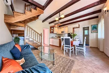 Villa with Pool and Beach Access in Okrug Gornji