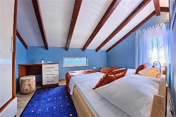 Villa with Pool and Beach Access in Okrug Gornji