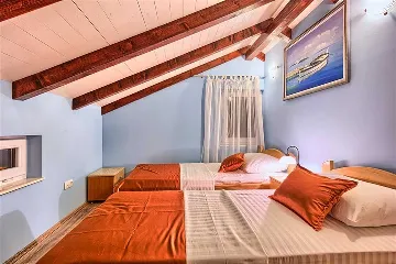 Villa with Pool and Beach Access in Okrug Gornji