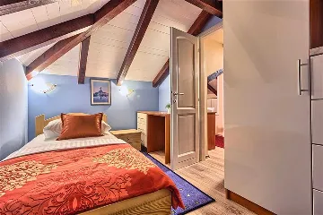 Villa with Pool and Beach Access in Okrug Gornji