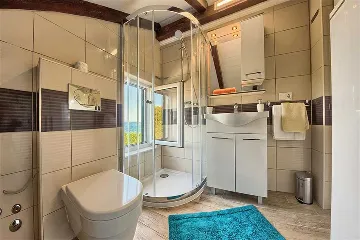 Villa with Pool and Beach Access in Okrug Gornji