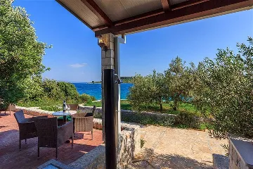 Villa with Pool and Beach Access in Okrug Gornji