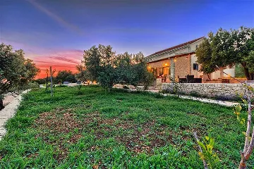 Villa with Pool and Beach Access in Okrug Gornji