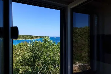 Villa with Pool and Beach Access in Okrug Gornji