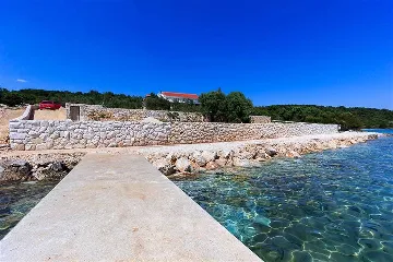Villa with Pool and Beach Access in Okrug Gornji