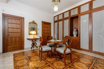 5-Bedroom Villa in Split for Up to 10 Guests