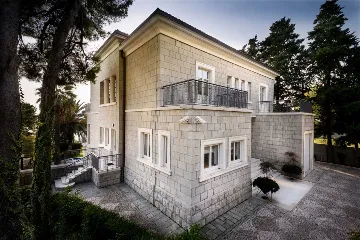 5-Bedroom Villa in Split for Up to 10 Guests