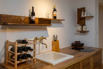 Villa with Pool for up to 15 Guests in Kaštel Lukšić