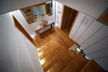 4-Bedroom Villa in Jesenice for Up to 8 Guests