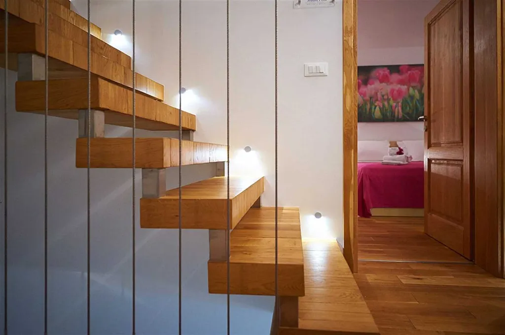 4-Bedroom Villa in Jesenice for Up to 8 Guests
