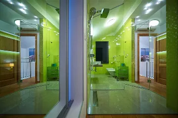 4-Bedroom Villa in Jesenice for Up to 8 Guests