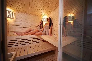 4-Bedroom Villa in Jesenice for Up to 8 Guests