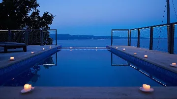 4-Bedroom Villa in Jesenice for Up to 8 Guests