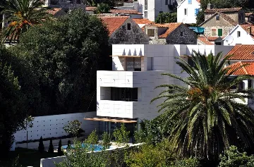 3-Bedroom Villa in Split with 35 m² Pool