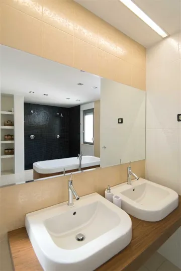 3-Bedroom Villa in Split with 35 m² Pool