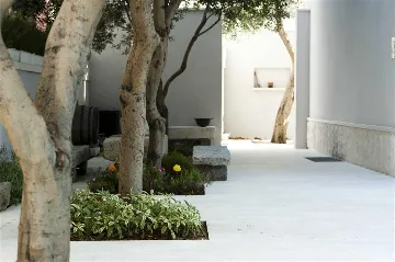 3-Bedroom Apartment with Jacuzzi in Split