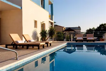 Podstrana Villa with 4 Bedrooms and Private Pool