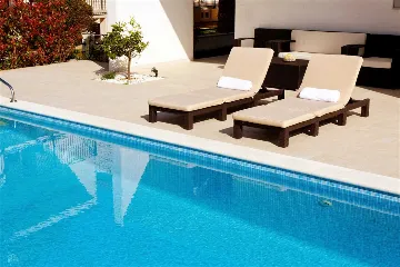 Podstrana Villa with 4 Bedrooms and Private Pool