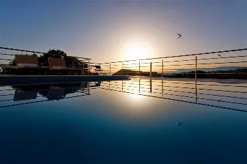 Podstrana Villa with 4 Bedrooms and Private Pool