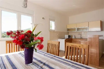 Podstrana Villa with 4 Bedrooms and Private Pool