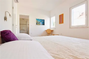 Podstrana Villa with 4 Bedrooms and Private Pool