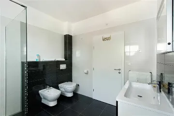 Podstrana Villa with 4 Bedrooms and Private Pool