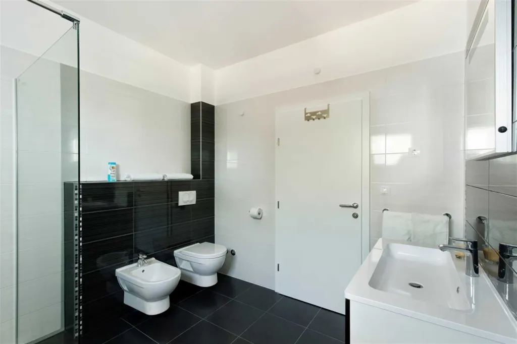 Podstrana Villa with 4 Bedrooms and Private Pool