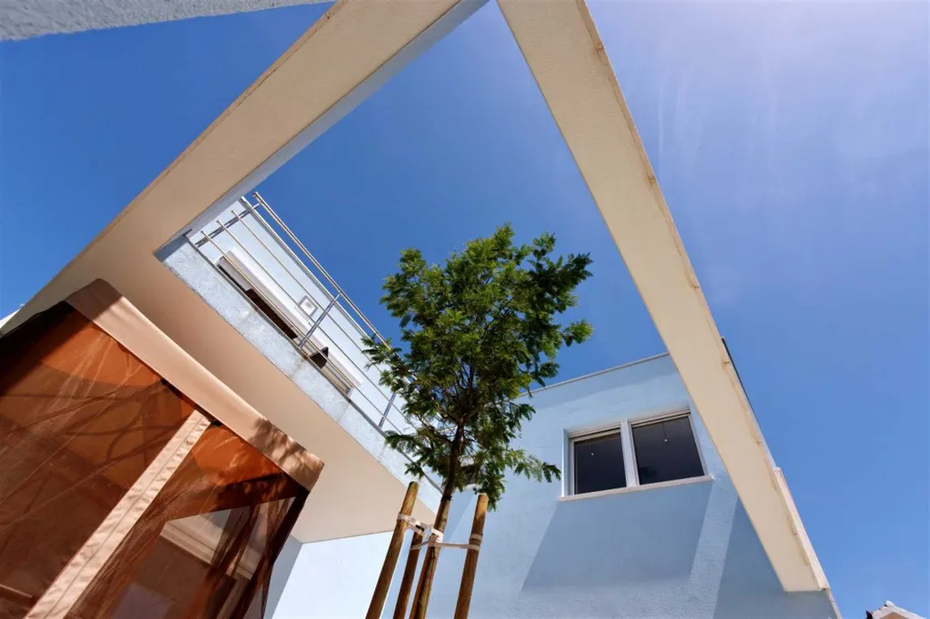 Podstrana Villa with 4 Bedrooms and Private Pool