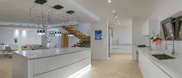 Air-Conditioned Villa in Sumartin for 13 Guests