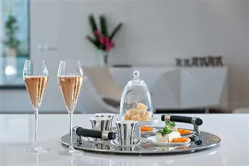 Air-Conditioned Villa in Sumartin for 13 Guests