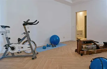 Air-Conditioned Villa in Sumartin for 13 Guests