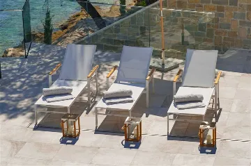 4-Bedroom Villa in Sumartin with Infinity Pool