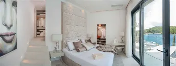 4-Bedroom Villa in Sumartin with Infinity Pool