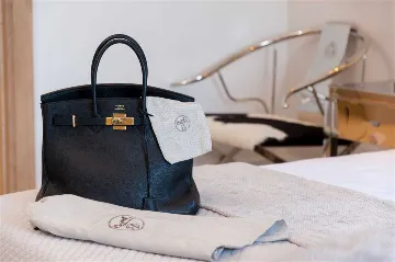 4-Bedroom Villa in Sumartin with Infinity Pool