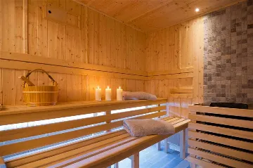 4-Bedroom Villa in Sumartin with Infinity Pool