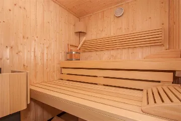 Villa with Infinity Pool and Sea View in Sutivan