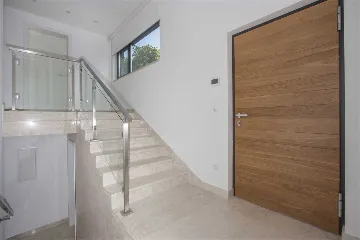 Villa with Infinity Pool and Sea View in Sutivan