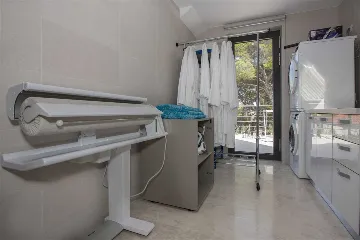 Villa with Infinity Pool and Sea View in Sutivan