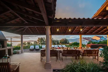 Villa with Heated Infinity Pool in Supetar