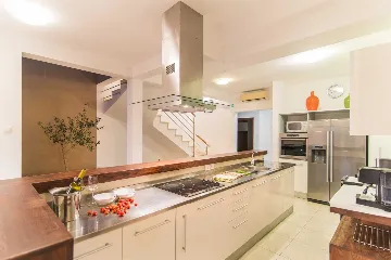 Villa with Heated Infinity Pool in Supetar