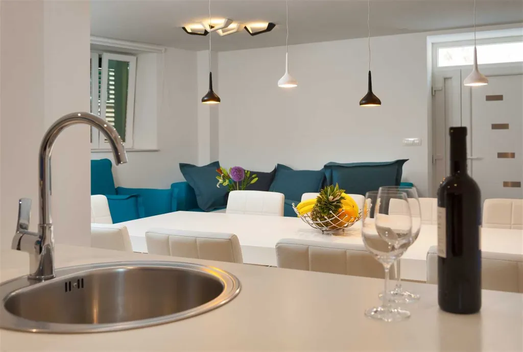 Villa in Bol with Pool, Jacuzzi & Sauna