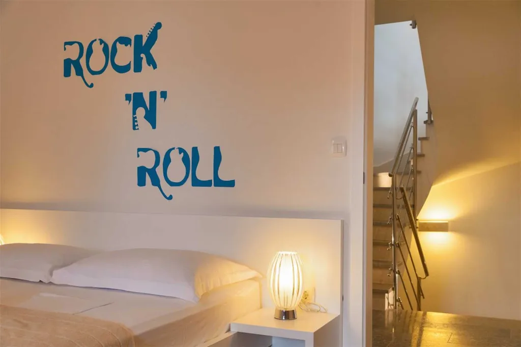 Villa in Bol with Pool, Jacuzzi & Sauna