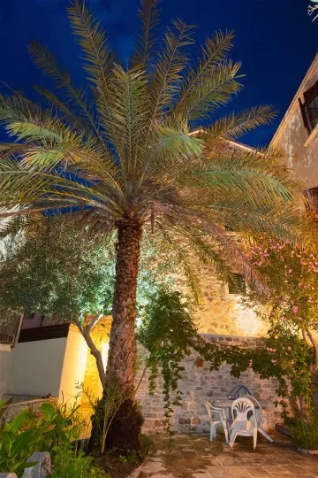 Villa in Bol with Pool, Jacuzzi & Sauna