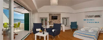 Villa in Bol with Pool, Jacuzzi & Sauna