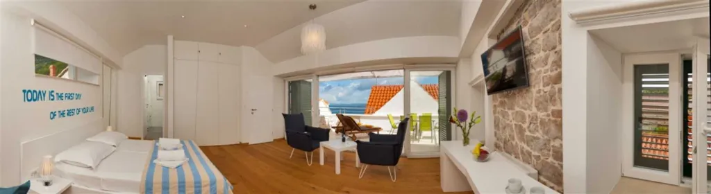 Villa in Bol with Pool, Jacuzzi & Sauna