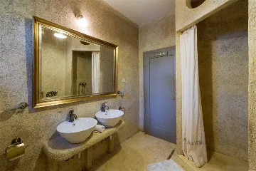 Villa in Bol with Pool, 5 m to the Sea